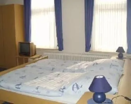Goode Wind Hotel *